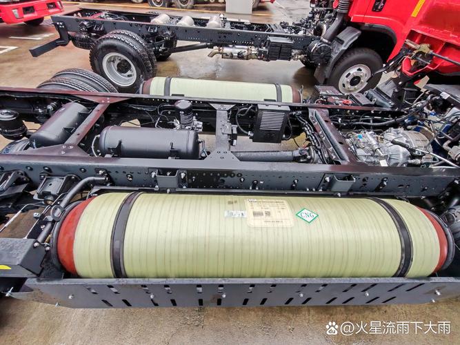高效可靠的多面手 搭载97L发动机、95kW功率与八档箱涡轮的大型物件运输解决方案